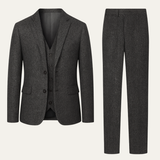 Der Norwood Herren Tweed 3-teiliger Anzug – Slim-Fit-Sakko im Fischgrat, Weste & Hose