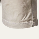 Die Roseland Herren-Sommershorts aus hochwertiger Baumwolle, ohne Bundfalten
