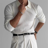 Das Verona Herren-Poloshirt aus Jacquardstrick mit V-Ausschnitt