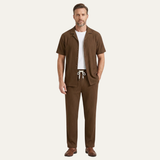Das Dervio Herren Leinen-Zweiteiler-Set – Leichtes Hemd mit Knopfleiste & lässige Hose