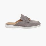 Mediterrane Pantolette aus Veloursleder in Light Grey Suède Mediterranean Mule