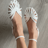 Vittoria | Goldene Sandalen mit Schmucksteinen