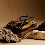 Bianca Handgefertigte Sandalen in Erdtönen