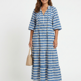 Elodie | Stufen-Midikleid mit Rautenmuster