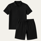 Das Surrey Herren Sommer-Jacquard-Set aus Poloshirt & Shorts – Leichtes Strand-Outfit