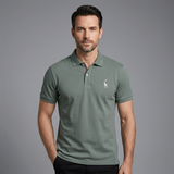 Das Elmwood Herren-Poloshirt aus Baumwolle, gepflegt