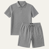 Das Surrey Herren Sommer-Jacquard-Set aus Poloshirt & Shorts – Leichtes Strand-Outfit