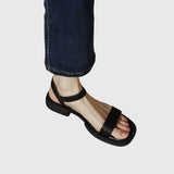 Kaia | Bequeme Sandalen in Lederoptik