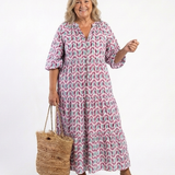 Mireya | Stufen-Midikleid mit geometrischem Print und langem Arm