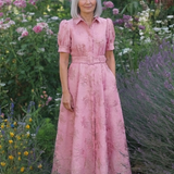 Xanthea | Geblümtes Blusenkleid in Maxilänge mit Gürtel und kurzem Arm