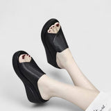 Kora | Bequeme Sandalen mit Keilabsatz