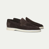 Klassischer Loafer aus Veloursleder in Braun