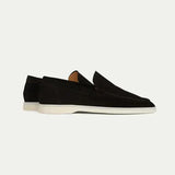 Klassischer Loafer aus Veloursleder in Schwarz