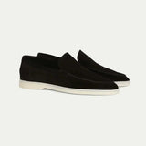 Klassischer Loafer aus Veloursleder in Schwarz