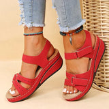 Sandy – Gepolsterte Keilsandalen