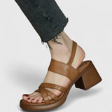 Celeste – Elegante Sandalen mit gekreuzten Riemen