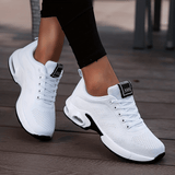 Atmungsaktive Sneaker mit Luftpolster und rutschfester Sohle