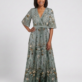 Evadne | Besticktes Maxikleid mit V-Ausschnitt