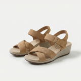 Holly – Warme Eleganz in weichem Taupe