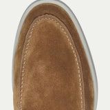 Klassischer Loafer aus Veloursleder in Sandbeige