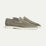 Klassischer Loafer aus Veloursleder in Olive Green