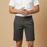 Die Roseland Herren-Sommershorts aus hochwertiger Baumwolle, ohne Bundfalten